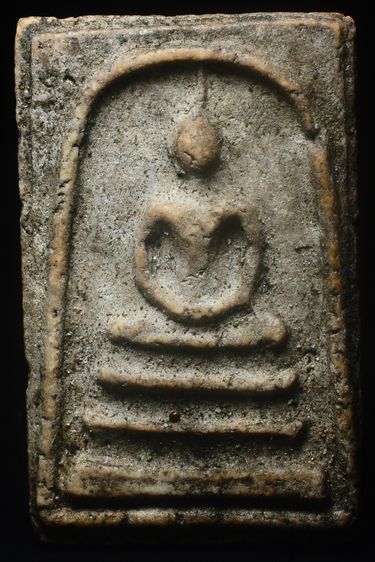 พระสมเด็จ พิมพใหญ่ คมชัด เนื้อเก่าๆสภาพตามรูปครับ 