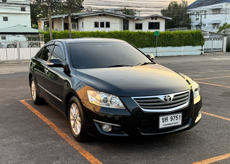 รถ Toyota Camry 2.0 G สี ดำ