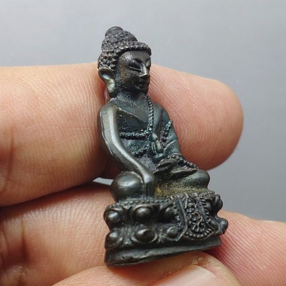 พระกริ่งคุ้มเกล้า (กริ่งศิรากาศ หน้าจีน ก้นถ้วย) เนื้อนวะโลหะ หายาก พ.ศ.2524 พร้อมตลับ หายาก รูปที่ 4