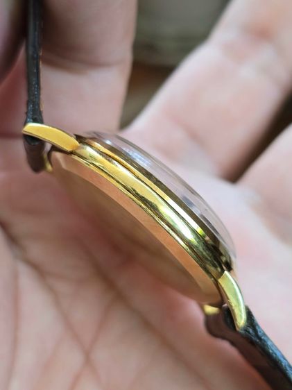 Vintage ZENITH Black Dial 18k Solid Gold หน้าปัดดำ หลักขีดทอง  ตัวเรือนทองคำ 18k​  รูปที่ 4