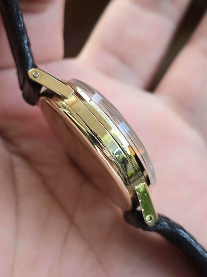 Vintage Movado Triple-Date  Calendar 14k Yollow Gold ปี1940s หน้าเฟดเดิมๆ 2หน้าต่าง 2เข็มครึ่ง มีวันที่ ตัวเรือนทองคำแท้14k  รูปที่ 3