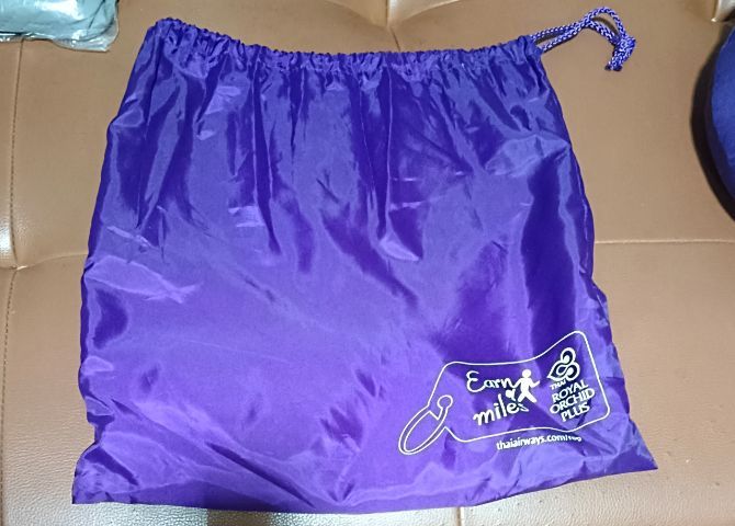 หมอนรองคอ การบินไทย รูปที่ 3