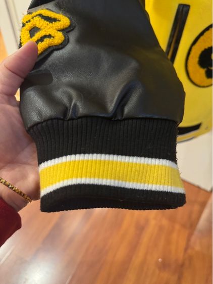 เสื้อหลุยส์ รูปที่ 4