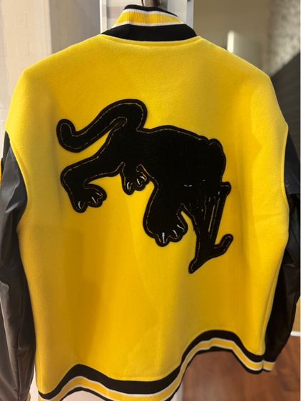 เสื้อหลุยส์ รูปที่ 3