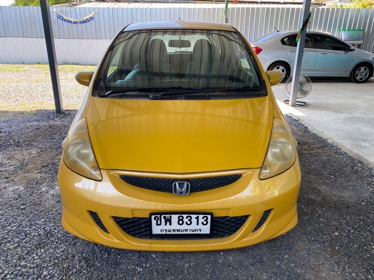 รถ Honda Jazz 1.5 SV สี เหลือง