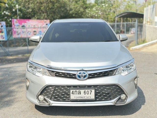 Toyota Camry 2015 2.5 Hybrid Sedan ไฮบริด ไม่ติดแก๊ส เกียร์อัตโนมัติ เทา รูปที่ 3
