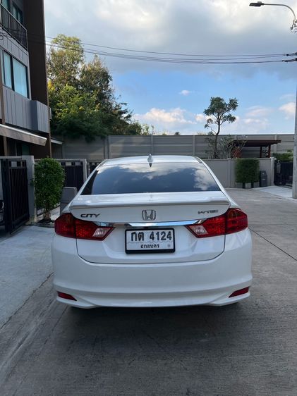 รถ Honda City 1.5 V สี ขาว