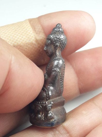 i พระกริ่งชินบัญชรหลวงปู่ทิมวัดละหารไร่ รูปที่ 5