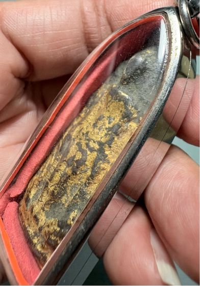 🙏พระร่วงยืน เนื้อชินทองเดิมไม่ทราบกรุ🙏พระกำแพงพลูจีบ  องค์ละ1250 รูปที่ 4