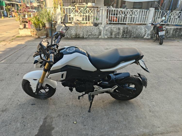 🛵ยังไงก็ขาย MSX125 ปี 59 เครื่องดี สีสวย สตาร์ทมือ รถบ้านพร้อมใช้งาน เปลี่ยนน้ำมันเครื่องฟรี ส่งฟรี30กิโล รูปที่ 2