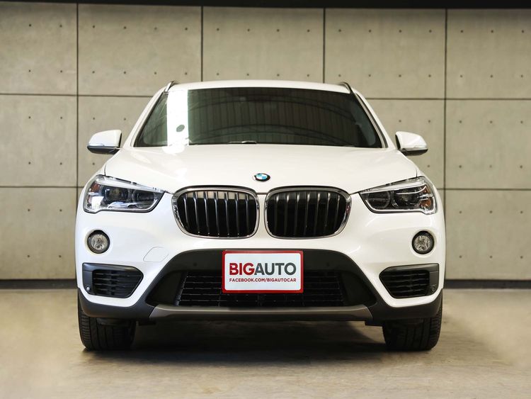 BMW X1 2021 1.5 sDrive18i Iconic Utility-car เบนซิน ไม่ติดแก๊ส เกียร์อัตโนมัติ ขาว รูปที่ 4