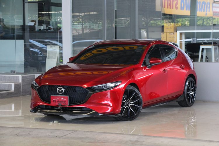 รถ Mazda Mazda3 2.0 SP Sports สี แดง