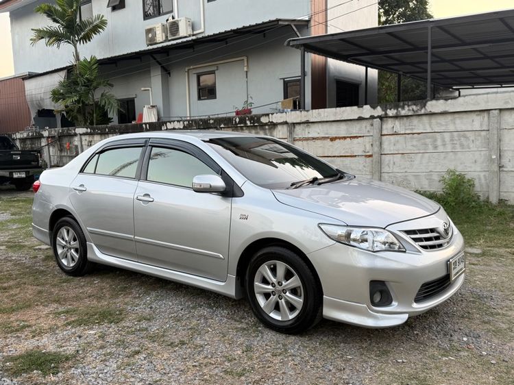รถ Toyota Altis 1.8 E สี เทา