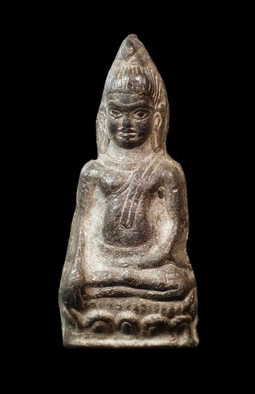 พระหูยาน เนื้อชิน