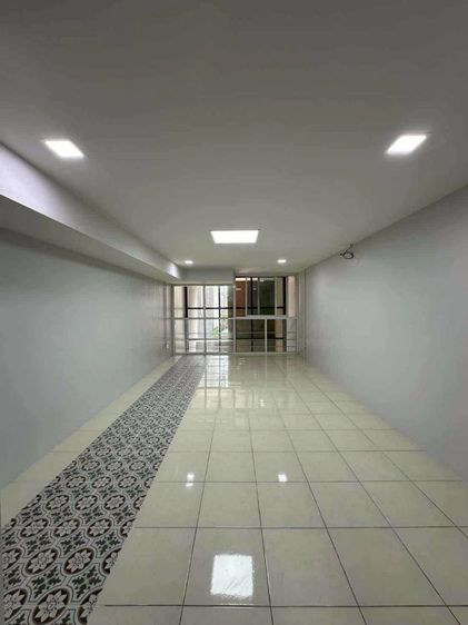 ให้เช่า Shop  2 ชั้น ตกแต่งใหม่ พื้นที่กว้าง อาคารสุพีเรียร์ เมืองทองธานี รูปที่ 2