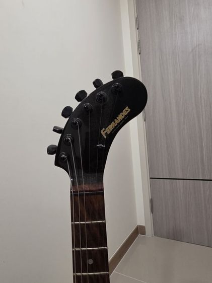 กีตาร์ไฟฟ้า พกพา Fernandes ช้างน้อย พร้อมกระเป๋าคู่ตัว รูปที่ 5