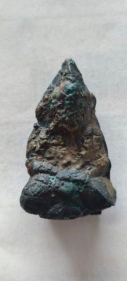 พระหล่อไม่ทราบที่