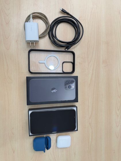 iPhone 13 Pro Max 256 GB สีดำ กราไฟต์ รูปที่ 2