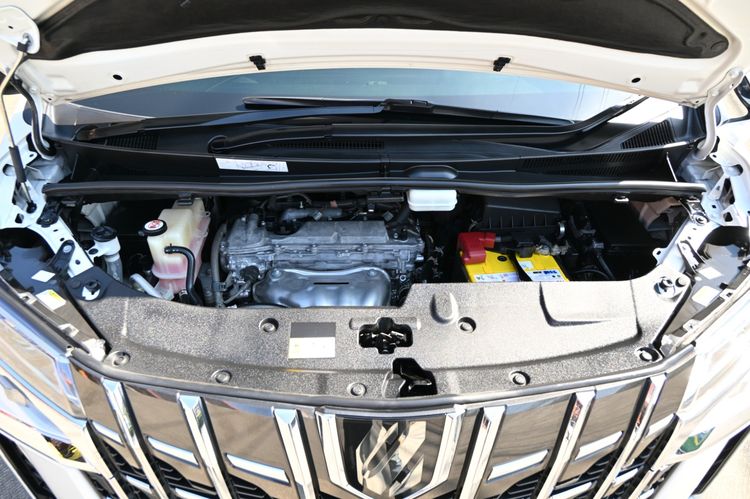 Toyota Alphard 2021 2.5 S C-Package Van เบนซิน ไม่ติดแก๊ส เกียร์อัตโนมัติ ขาว รูปที่ 4