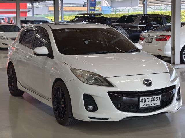 Mazda Mazda3 2011 2.0 Maxx Sports Sedan เบนซิน ไม่ติดแก๊ส เกียร์อัตโนมัติ ขาว รูปที่ 3