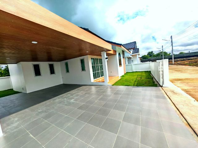 มีบางส่วน 2025 ใช่ บ้านสวยลำพูน โครงการพิชชา กว้างโปร่งสบาย รูปที่ 3