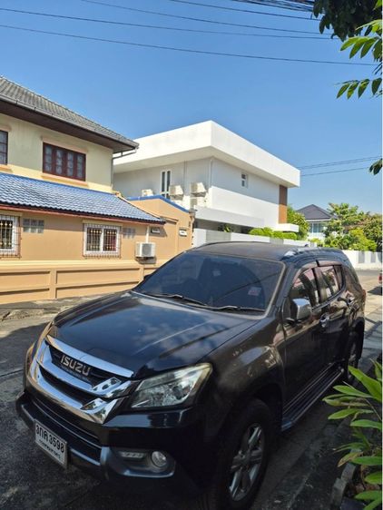 Isuzu MU-X 2014 3.0 4WD Utility-car ดีเซล ไม่ติดแก๊ส เกียร์อัตโนมัติ ดำ รูปที่ 3