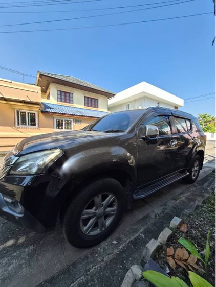 Isuzu MU-X 2014 3.0 4WD Utility-car ดีเซล ไม่ติดแก๊ส เกียร์อัตโนมัติ ดำ รูปที่ 4