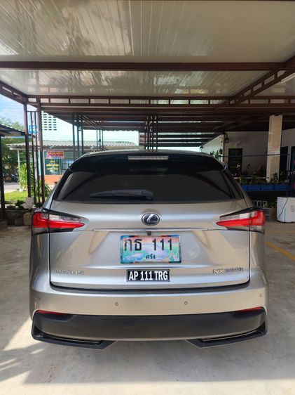 Lexus Nx300h 2015 2.5 Grand Luxury Utility-car เบนซิน เกียร์อัตโนมัติ เทา รูปที่ 4