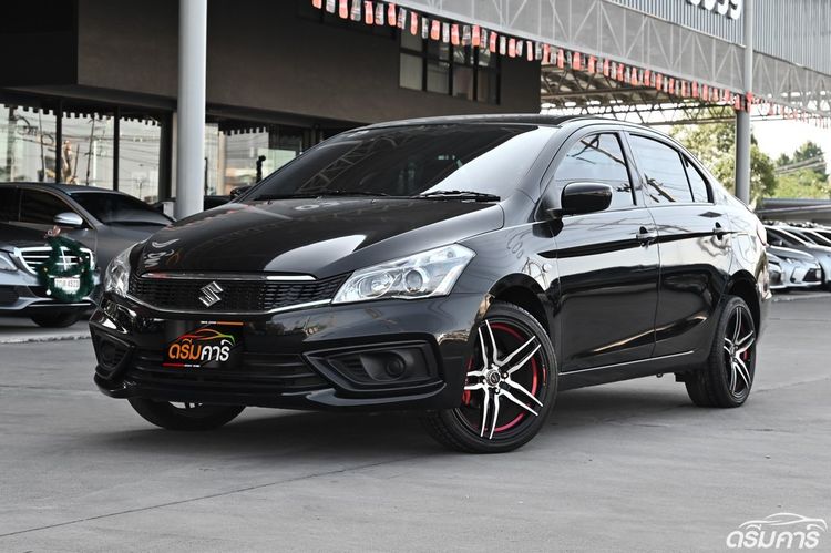 รถ Suzuki Ciaz 1.2 GL สี ดำ