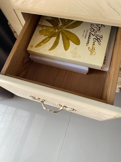 ตู้ข้างเตียงสไตล์เจ้าหญิง รูปที่ 3