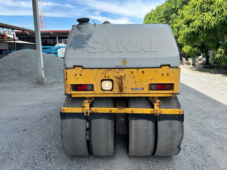 รถบดล้อหน้าเหล็กล้อหลังยาง SAKAI รุ่น TW500W-1 หนัก 4 ตัน  รูปที่ 7