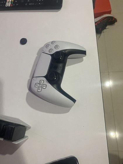 ขายเครื่องเกมส์play พร้อมจอย สภาพใหม่ ไม่เคยซ่อม เล่นได้ปกติ รูปที่ 3