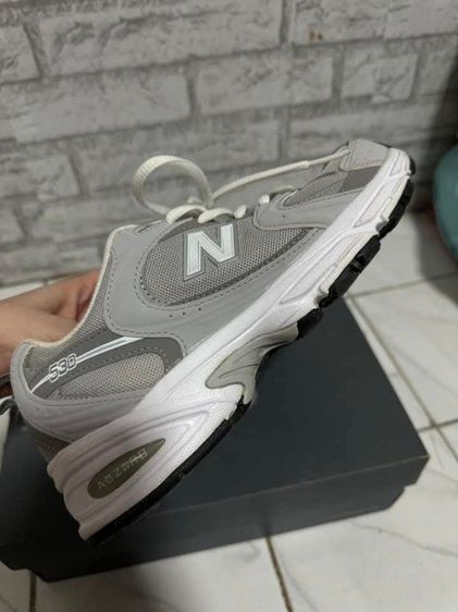 ♻️New balance 530 สีเทาหนังกลับ
ของจริงสวยมากใส่สบาย size 37.5 23 cm. 👟 รูปที่ 3