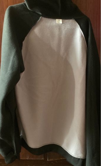 เสื้อกันหนาวสีเทาดำ รูปที่ 5