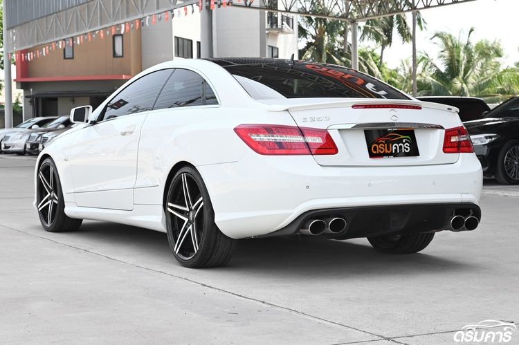 Mercedes-Benz E-Class 2012 E250 AMG Sedan เบนซิน ไม่ติดแก๊ส เกียร์อัตโนมัติ ขาว รูปที่ 3