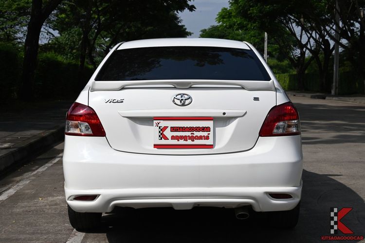 Toyota Vios 2010 1.5 E Sedan เบนซิน ไม่ติดแก๊ส เกียร์ธรรมดา ขาว รูปที่ 4