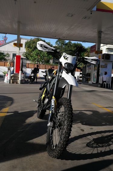 ยี่ห้ออื่น รุ่นอื่นๆ 2024 Surron Ultra Bee - Electric Dirt Bike