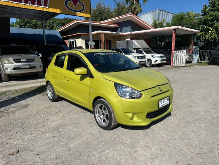รถ Mitsubishi Mirage 1.2 GL สี เขียว