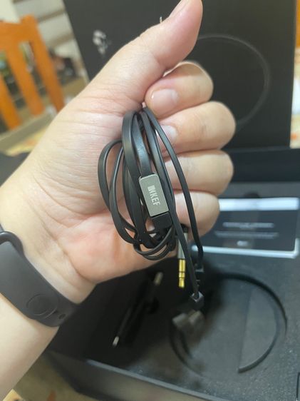 หูฟังไร้สาย คนชอบออกกำลังกายKEF Porsche Design Motion One รูปที่ 5