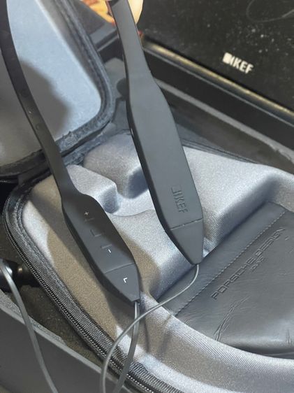 หูฟังไร้สาย คนชอบออกกำลังกายKEF Porsche Design Motion One รูปที่ 10