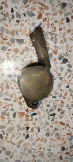 นกหวีดโบราณ