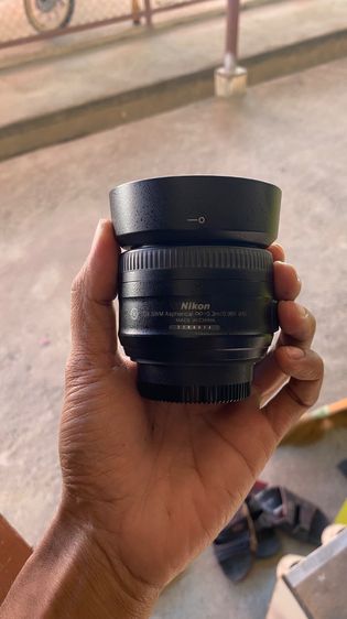กล้อง DSLR ไม่กันน้ำ เลนส์ Nikon 35 mm f1.8 แท้