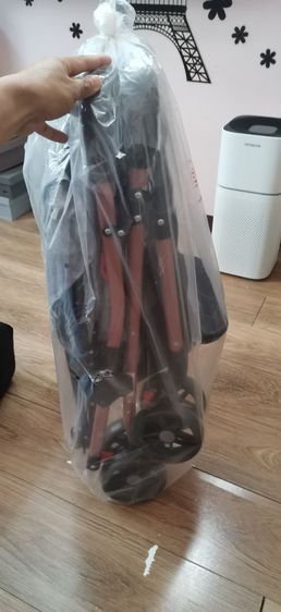 รถเข็นเด็ก​ปรับเห็นหน้าเห็นหลังปรับเอนได้ 3 ระดับ​ซื้อมาไม่ได้ใช้​ใหม่ป้ายแดง​ขายขาดทุนครับ​ รูปที่ 2