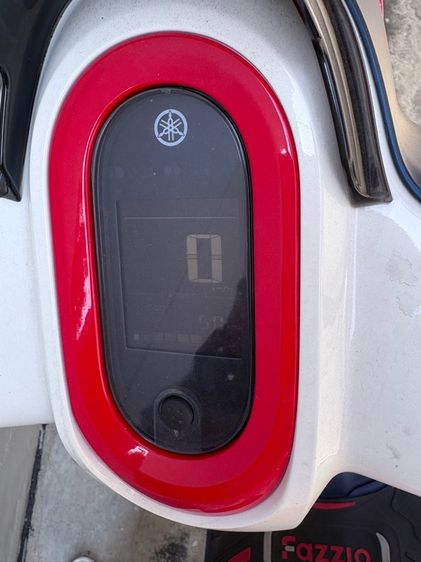 Yamaha Fazzio Limited FILA รูปที่ 4