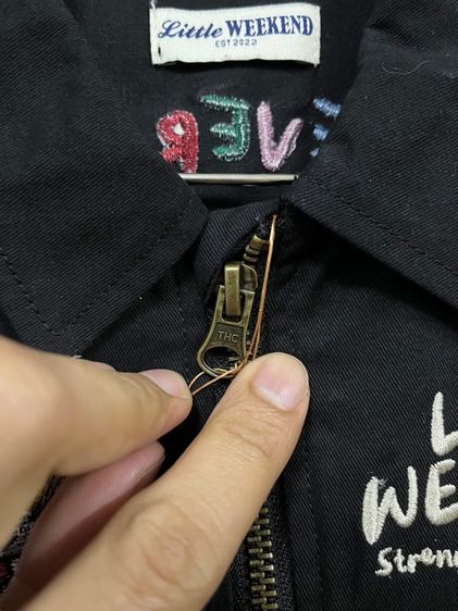 เสื้อ Little Weekend  รูปที่ 3