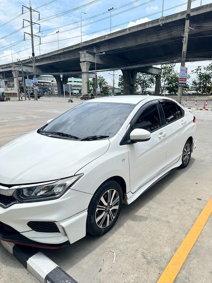 Honda City 2018 1.5 V Sedan เบนซิน ไม่ติดแก๊ส เกียร์อัตโนมัติ ขาว รูปที่ 4