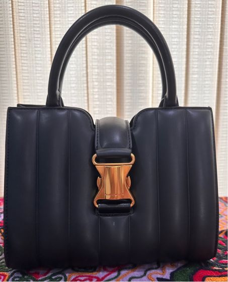 หญิง ดำ อื่นๆ Charles Keith กระเป๋าหนังแท้