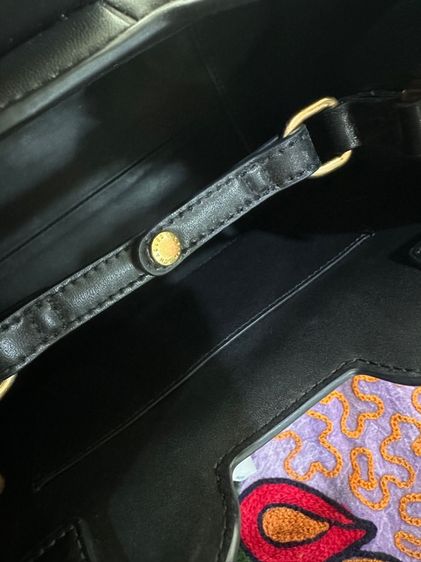 Charles Keith กระเป๋าหนังแท้ รูปที่ 8