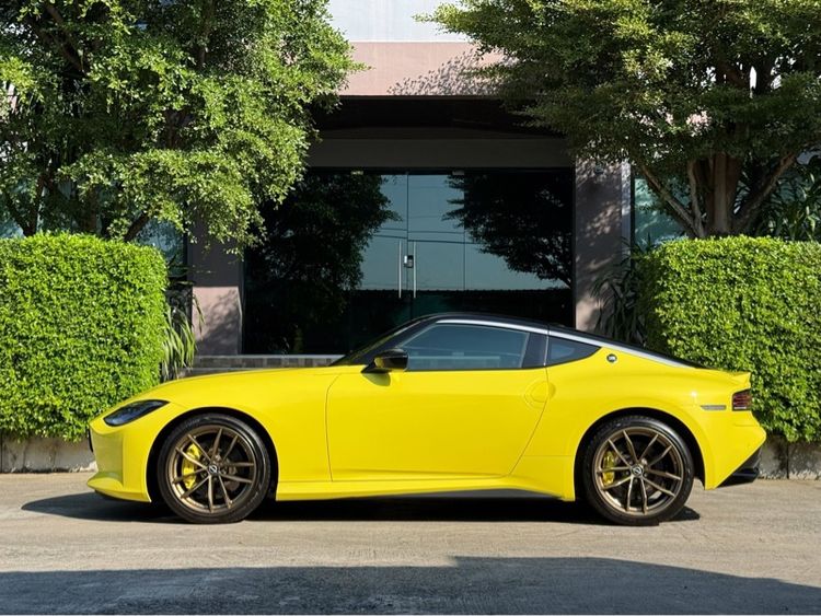 Nissan Fairlady-Z 2023 รุ่นย่อยอื่นๆ Sedan เบนซิน ไม่ติดแก๊ส เกียร์อัตโนมัติ เหลือง รูปที่ 4