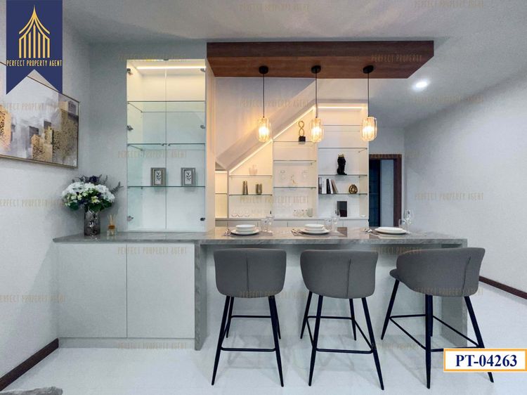 ตกแต่งครบ ขาย ทาวน์โฮมใจกลางเมืองพัทยาเหนือ สุขุมวิท แอลเค 2 นาทีถึง เทอมินอล 21 รูปที่ 3